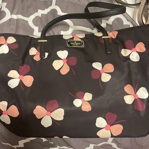 Kate spade tote and makeup pouch